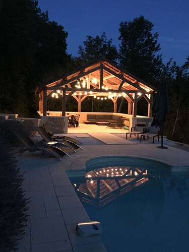 Pretty traditional stone gite and access to private pool