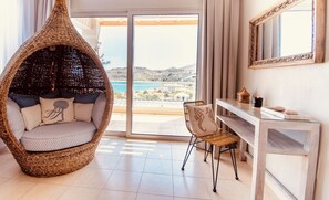 Smart TV, books, music library - Hurry! 2026 reserving now - including Easter 2026!! (Rhodes)