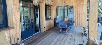 Villa 7 bedrooms, 12/16 people, 150 meters from the sea