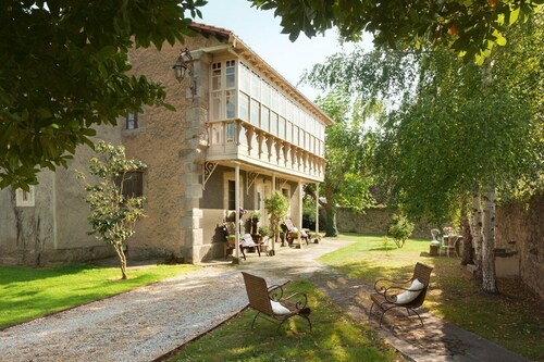 Self catering La Finca del Monasterio for 11 people