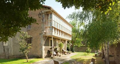 Self catering La Finca del Monasterio for 11 people