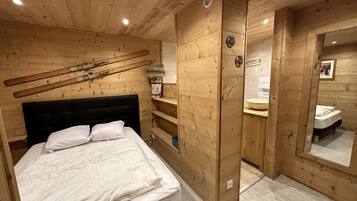 6 habitaciones, tabla de planchar con plancha y wifi gratis