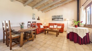 Dining - Country house with private pool and panoramic views and accessible (Santa Margalida)