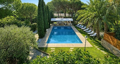 15 Min. Auto/Sitges entfernt Villa El Ranch 10 Min zu Fuß zum Strand. XXL-Jacuzi