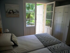 5 habitaciones y caja de seguridad en la habitación