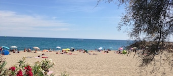 Villa 12-15 pers, mountain view, private pool, WiFi, calm, 15 min from the beach