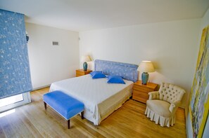 6 slaapkamers, een kluis op de kamer, een strijkplank/strijkijzer