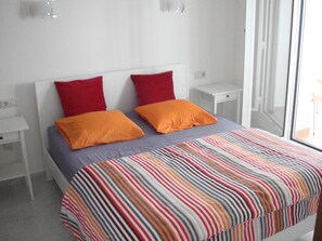 3 bedrooms, iron/ironing board, WiFi - Luxury apartment with terrace 180 ° sea view and gem. infinity swimming pools  (Benitachell)