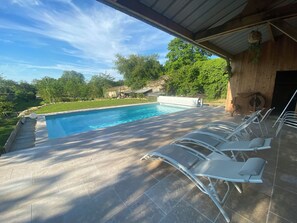Piscina externa, piscina aquecida
