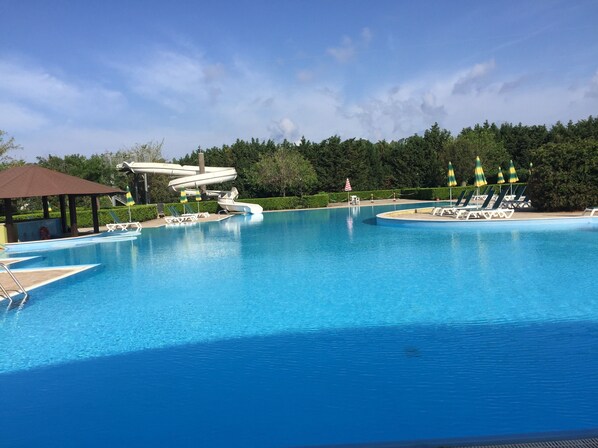 Piscina all'aperto