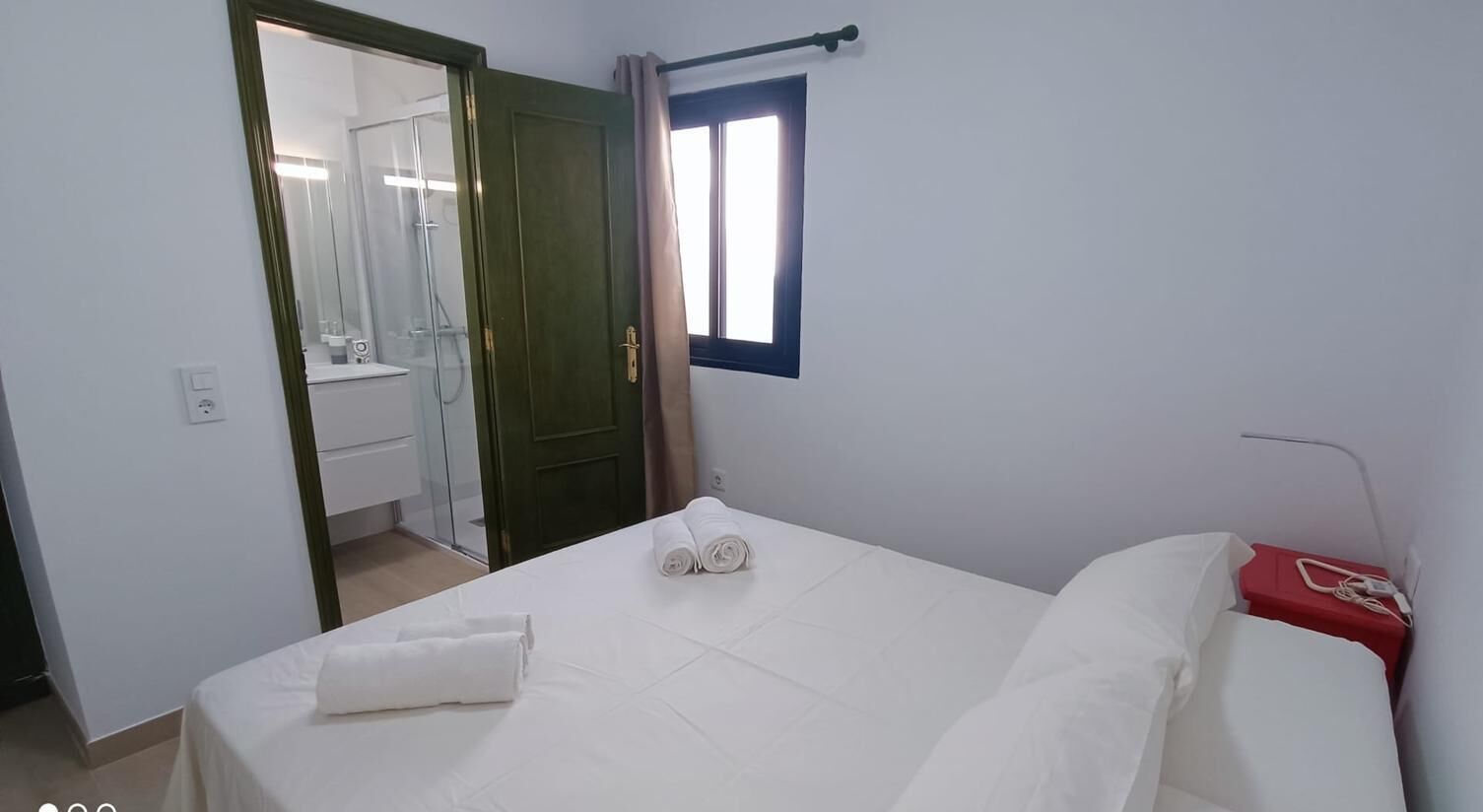 1 Schlafzimmer, Bügeleisen/Bügelbrett, Reisekinderbett, kostenloses WLAN