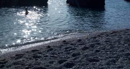 Appartement au 2Úme étage d'un immeuble moderne, à 5 minutes de la mer