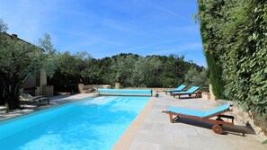 Outdoor pool, a heated pool - House / Villa - Seillans (Seillans)
