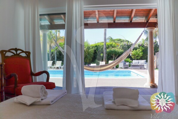 Ulkouima-allas, lämmitetty uima-allas