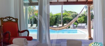 VILLA ON THE NATURAL PARK AND CLOSE TO BEACH, BEAUTIFUL GARDEN AND HEATED POOL