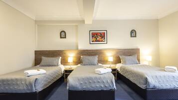 4 slaapkamers, wifi (toeslag), beddengoed