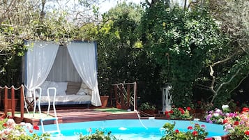 Udendørs pool