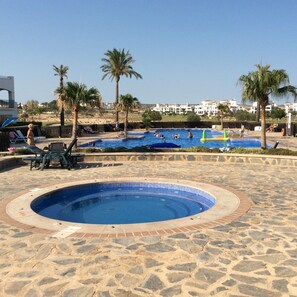Piscina a l'aire lliure