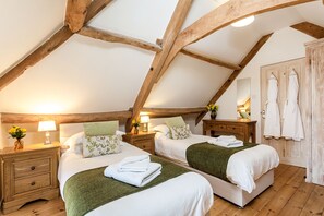 3 Schlafzimmer, Bügeleisen/Bügelbrett, Reisekinderbett, kostenloses WLAN