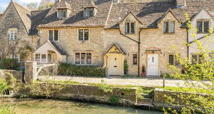 A picturesque 15th century three storey stone cottage fully equipped & furnished