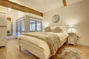 3 chambres, accĂšs Internet, draps fournis