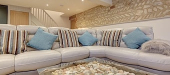 Owlets at Mulberry Barn, Heacham, Norfolk