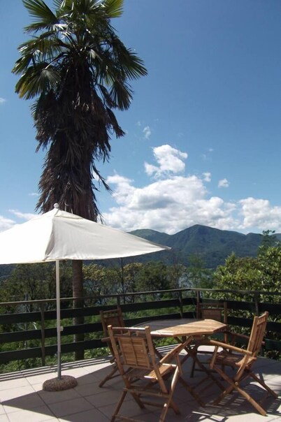 Orta San Giulio: house surrounded by greenery ideal for families. C.I.R. 00311200018