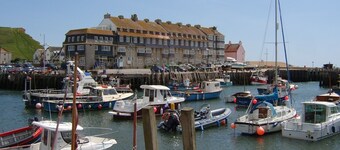 Luxury Apartment close to shops, coast and beautiful beaches. Far reaching views