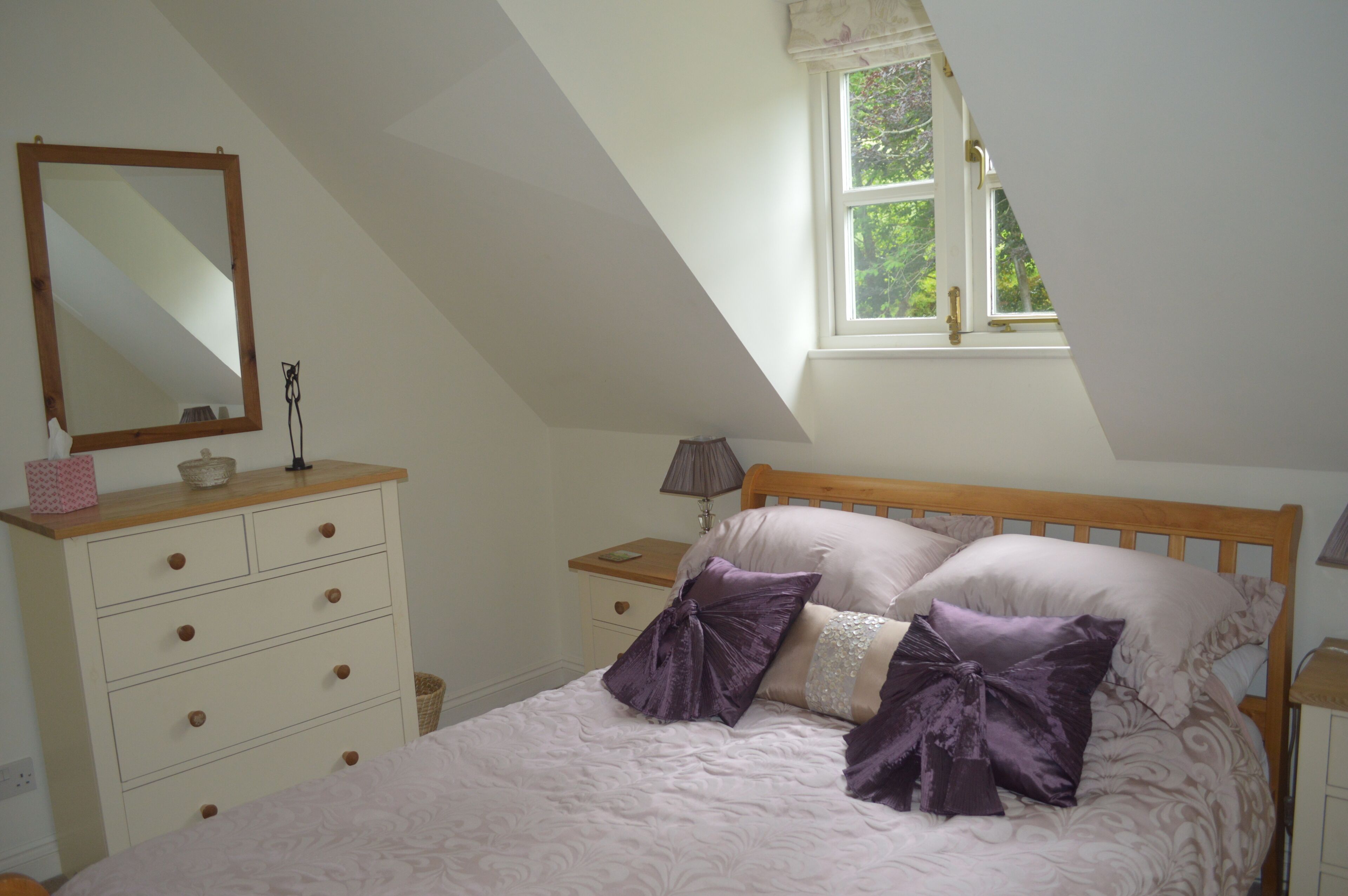 1 bedroom, iron/ironing board, WiFi (free), bed sheets