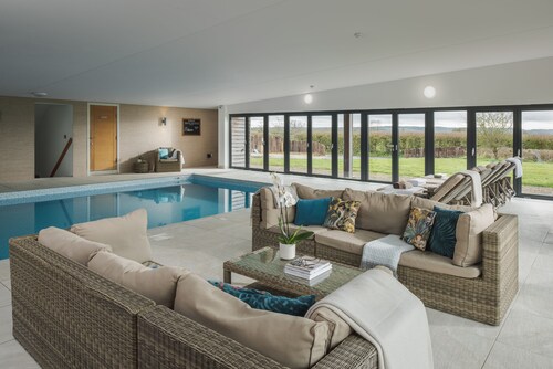 Stilvoll renoviertes Bauernhaus mit Whirlpool im ländlichen Somerset