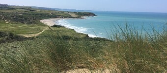 Holiday home "Au grand large" with sea view, within walking distance of the beach