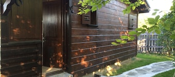 Belmont Sur Lausanne: Studio in a chalet overlooking the lake