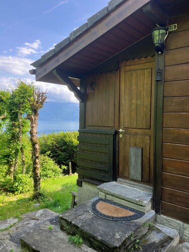 Belmont Sur Lausanne: Studio dans un chalet avec vue sur le lac