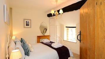 2 makuuhuonetta, silitysrauta/-lauta, ilmainen Wi-Fi, vuodevaatteet