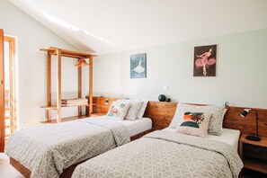 2 quartos, ferros/tábuas de passar roupa, Wi-Fi de cortesia