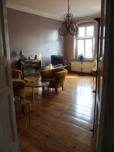 Refined flat 150m2 in Central Poznan on trendy Jezyce district