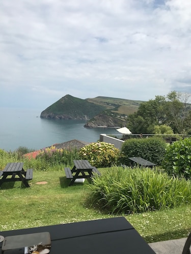North Devon detatched holiday cottage 