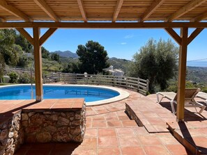 Outdoor pool - Spacious 4 Bed villa with pool and fantastic views!! (Frigiliana)