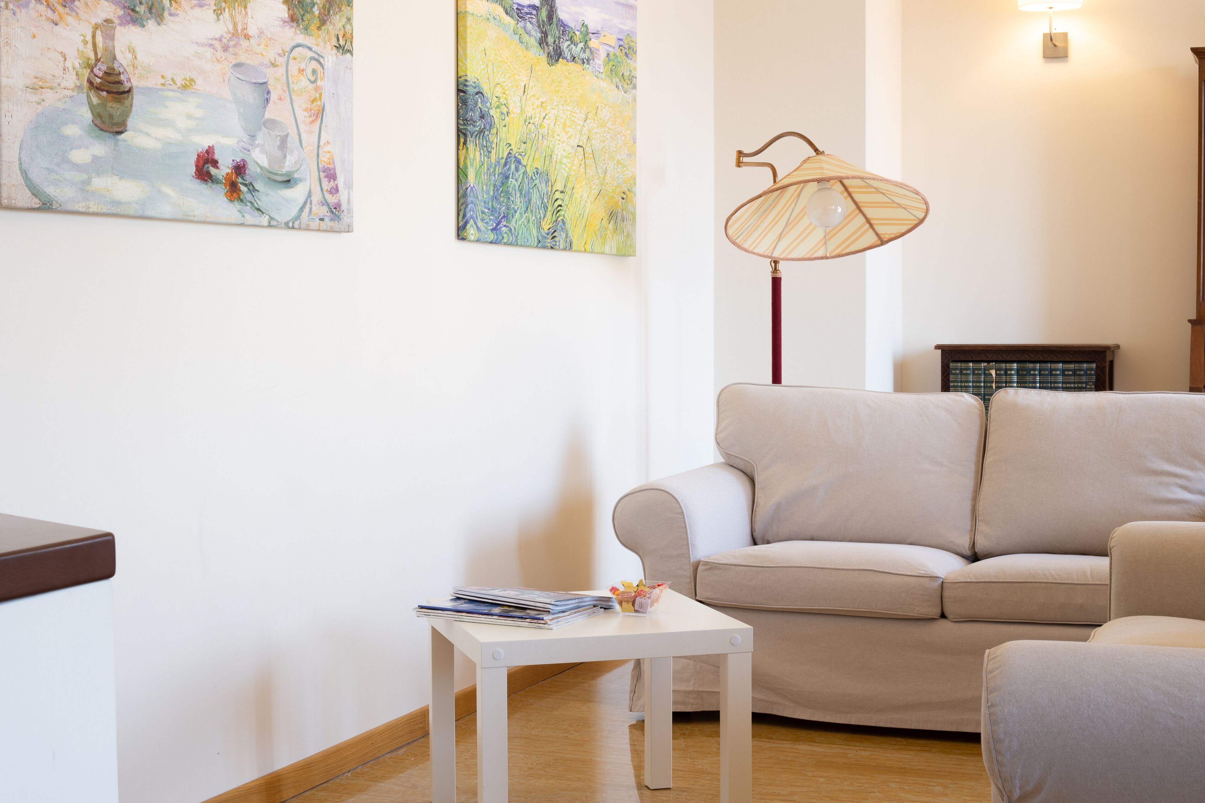 Spacious and quiet downtown area.