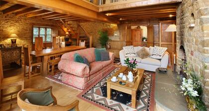 Beautifully crafted, open plan luxury near Great Tew