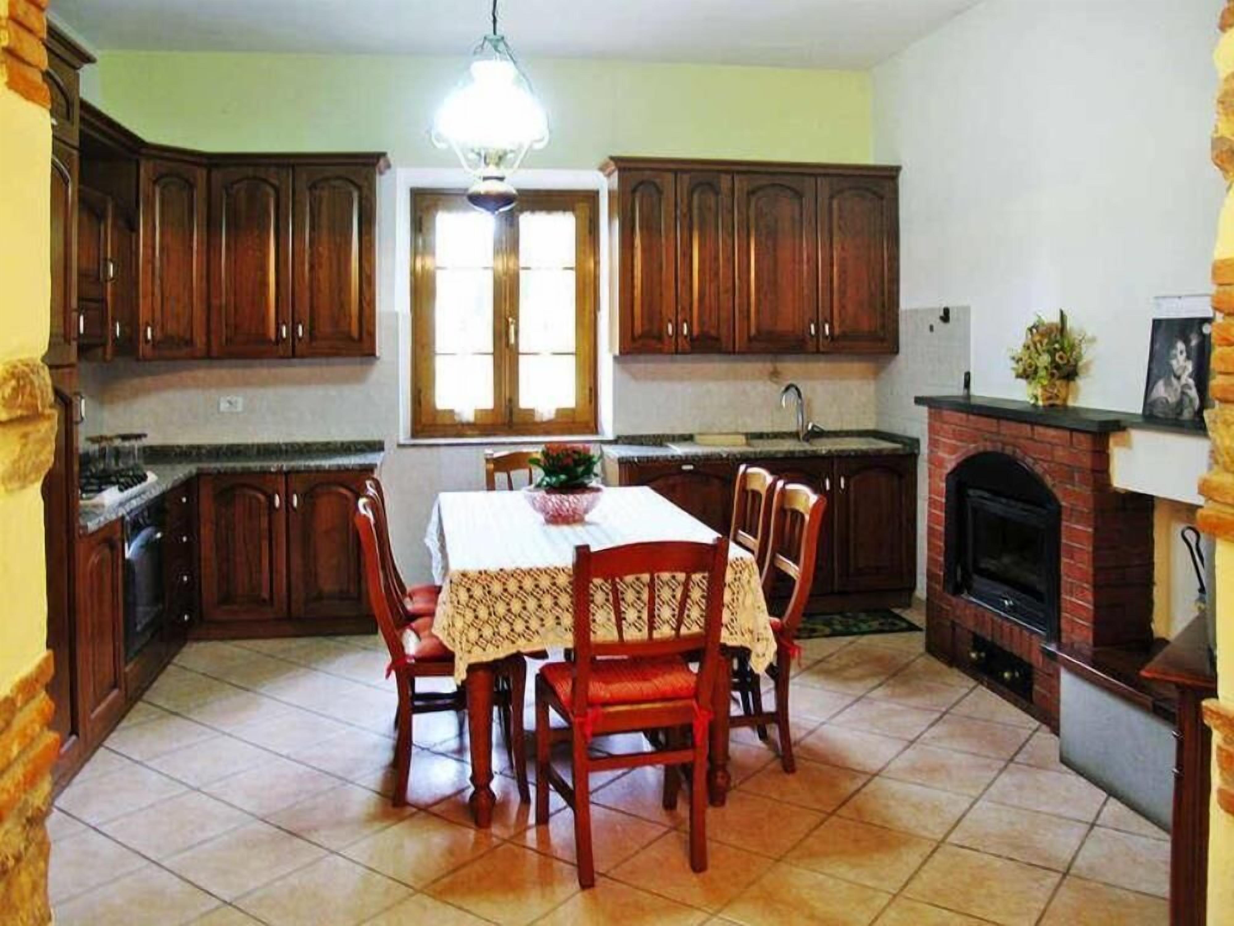 Villa Sissi e la sua piscina  immerse nel verde  per un completo relax