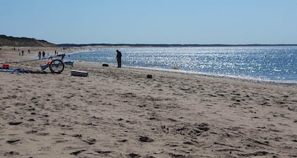 Sleeps 2 to 10; Large comfortable house, 3 minutes walk from stunning beach.