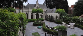 Exclusive location in an oasis of tranquillity in Hoorn (near Amsterdam). 
