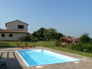 Outdoor pool - Charming Villa with spectacular view on the etruscan coast (Castellina Marittima)