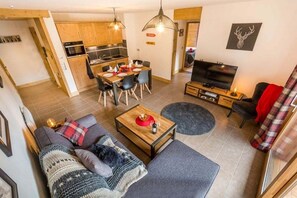 Smart TV, video games, stereo - A beautiful apartment located in the heart of Samoëns - Alps Accommodation (Samoëns)