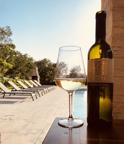 Our private 3 Bedroom Stone Villa, 10m Pool, Sea Views, Terraces & Garden