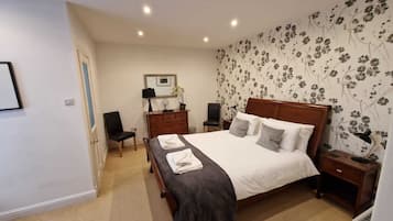 2 Schlafzimmer, Bügeleisen/Bügelbrett, Reisekinderbett, kostenloses WLAN