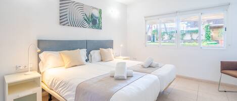 6 habitaciones, tabla de planchar con plancha y cuna de viaje