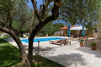 Welcome to your dreamed 3-bedrooms-villa in Sami, Kefalonia