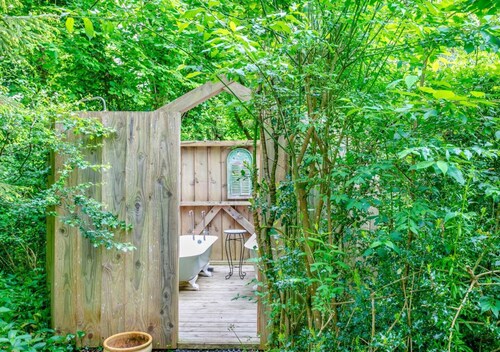 Lovely Devon barn, near Exeter, set in 15 acres of countryside